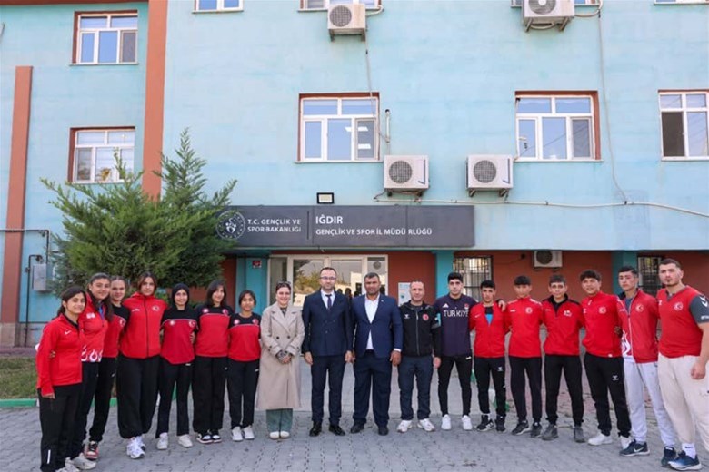 IĞDIRLI SPORCULARIMIZ İRAN DOSTLUK MÜSABAKASINA YOLCU ETİK