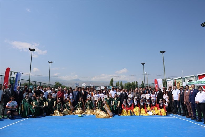 6. Ulusal Kayısı Cup Tenis Turnuvamızın Açılış Töreni Gerçekleştirildi