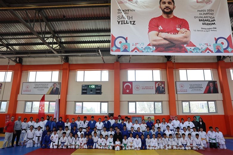 Dostluk, Dayanışma ve Gelişim Aynı Minderde Buluştu